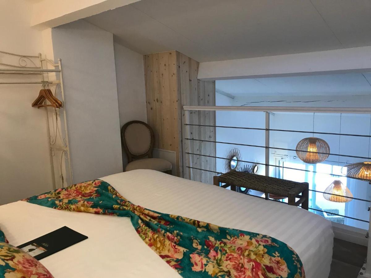 L'Estrambord De Camargue Bed and Breakfast Saintes-Maries-de-la-Mer Exteriör bild