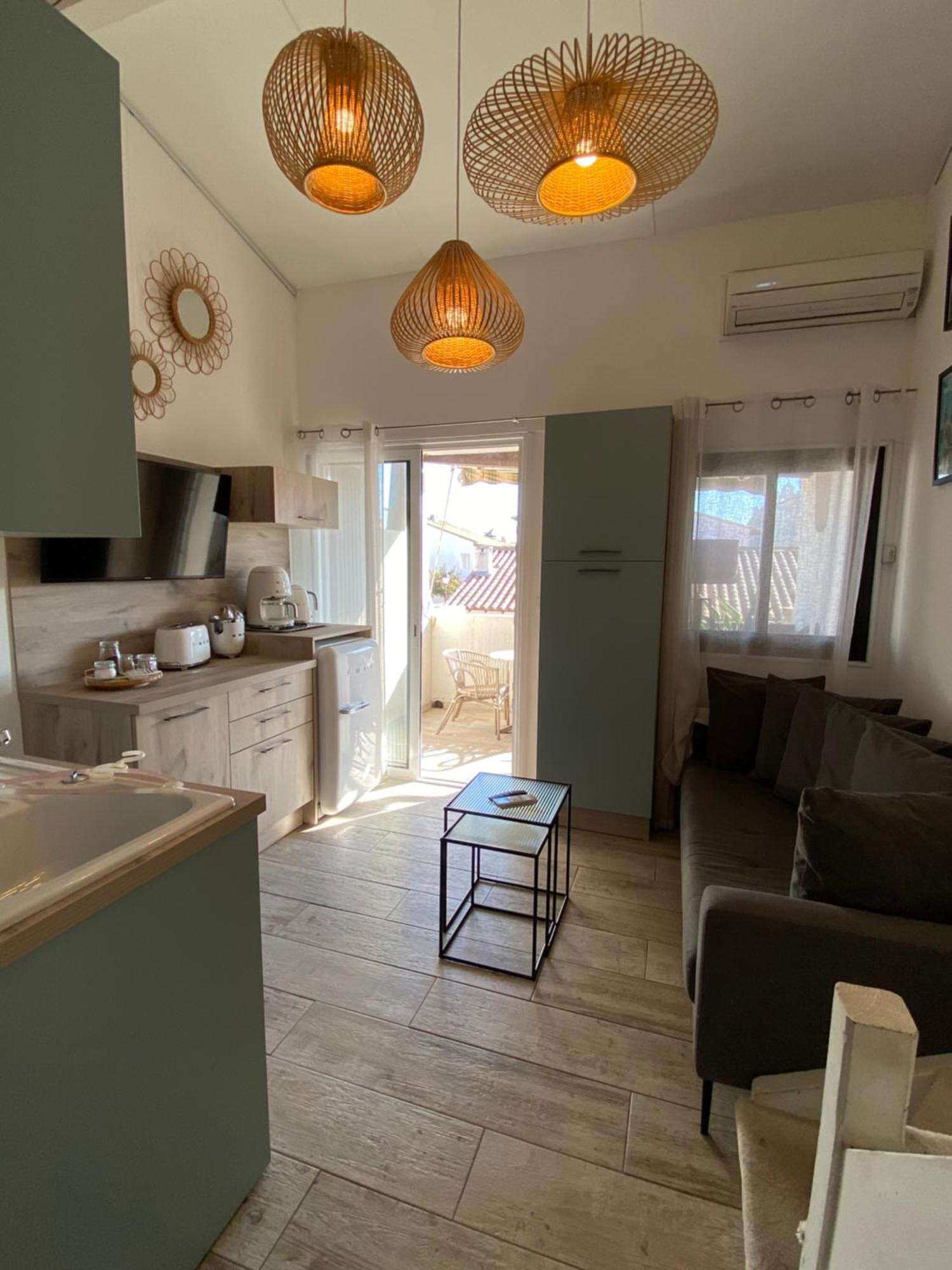 L'Estrambord De Camargue Bed and Breakfast Saintes-Maries-de-la-Mer Exteriör bild